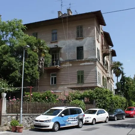 With A Parking Space - 3436 アパート