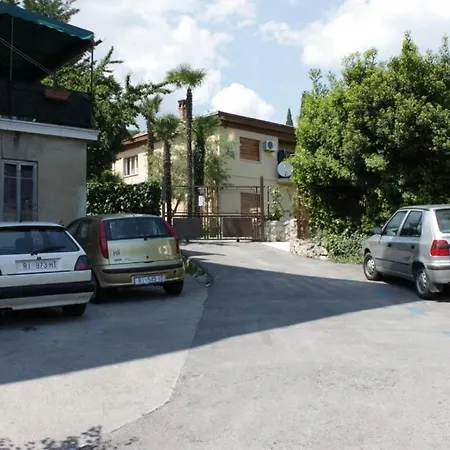 Apartmán With A Parking Space - 3436 Opatija